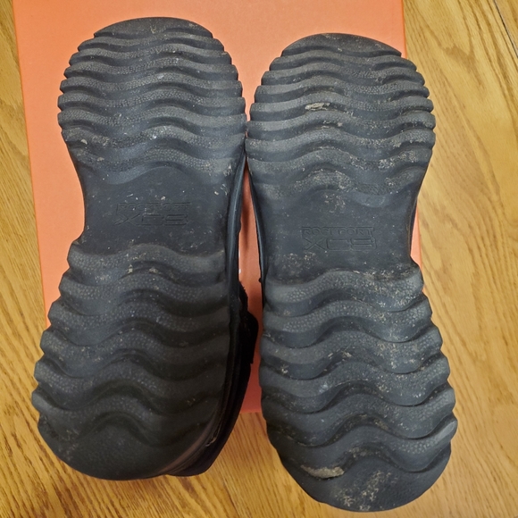 Rockport World Explorer Boots - Picture 6 of 6